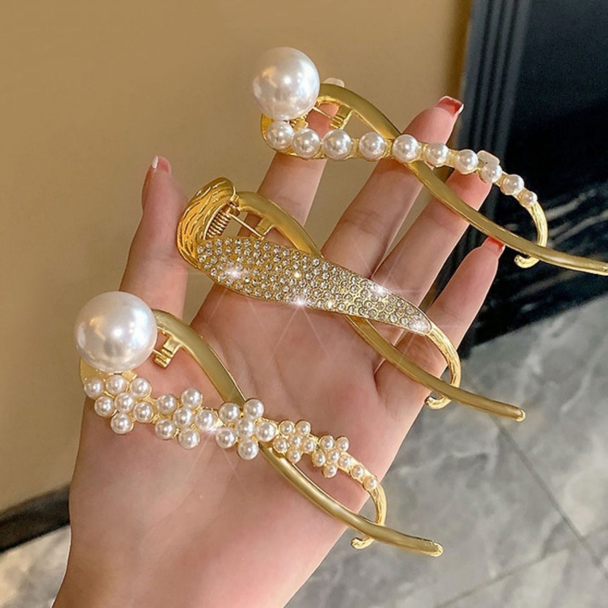 Elegant Glitter Pearl Hair Cli - Lifestyle In Korean reseña y precio